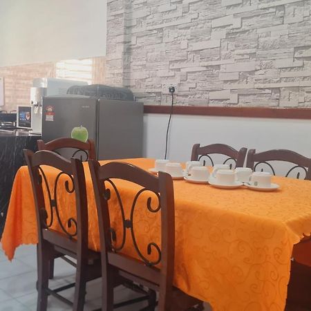 Anjung Klia House 31 With Neflix Villa Banting  Luaran gambar