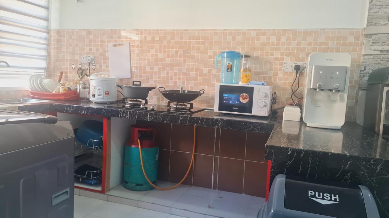 Anjung Klia House 31 With Neflix Villa Banting  Luaran gambar