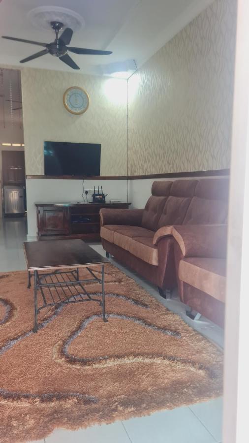 Anjung Klia House 31 With Neflix Villa Banting  Luaran gambar